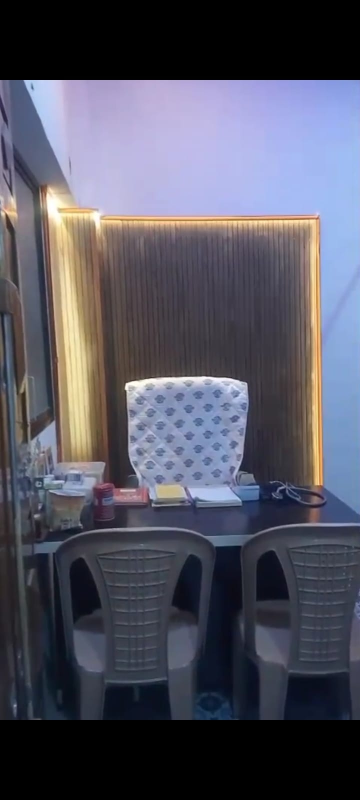Shri Mahalaxmi Ayurved Center reception